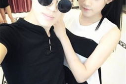 牌牌琪照片,光影交织下的青春魅力