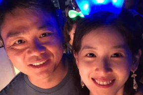 明星年龄差距婚姻段子,明星夫妻的甜蜜婚姻揭秘