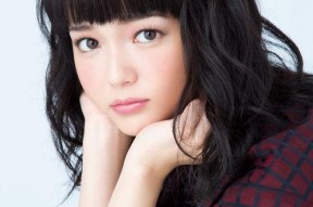 日本清纯女明星,揭开国民偶像的神秘面纱